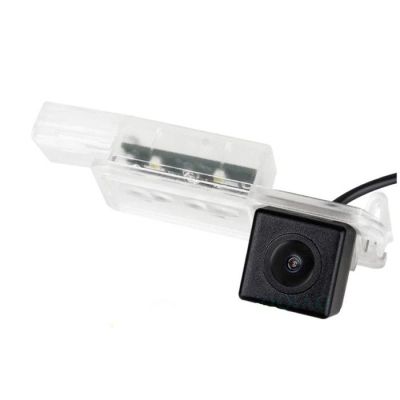 Camera video auto dedicata pentru mersul cu spatele compatibila cu VW CC 2013/Golf 7 unghi 150 de grade night vision 0 lux U2 v1
